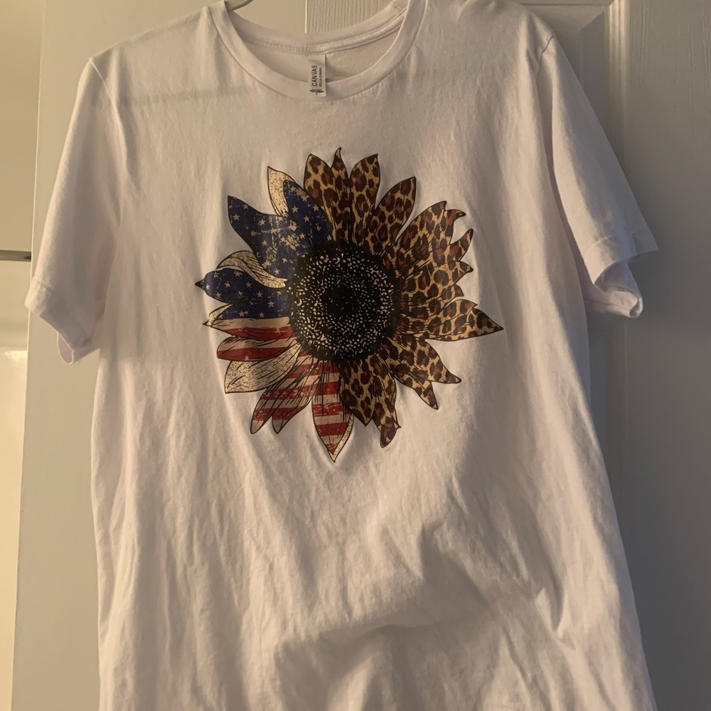 Sunflower t-shirt large